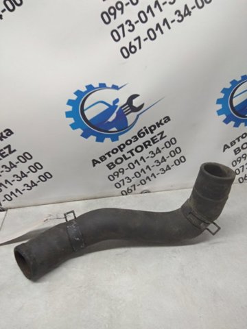 Шланг/патрубок радіатора охолодження, нижній 215038H800 NISSAN