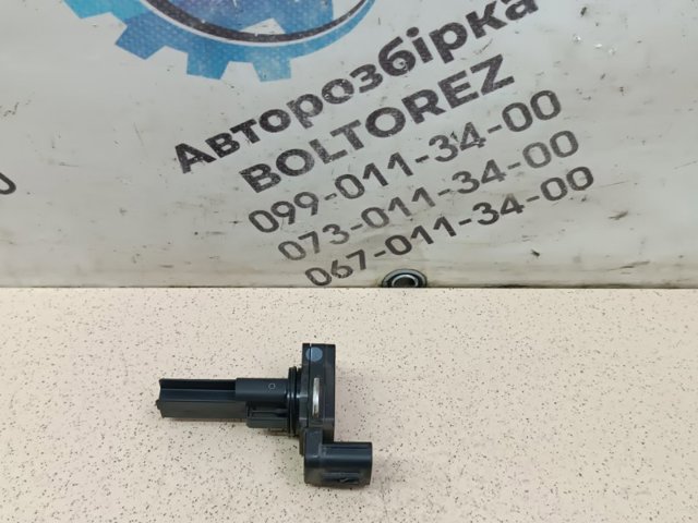 Витратомір повітря 2220438020 TOYOTA
