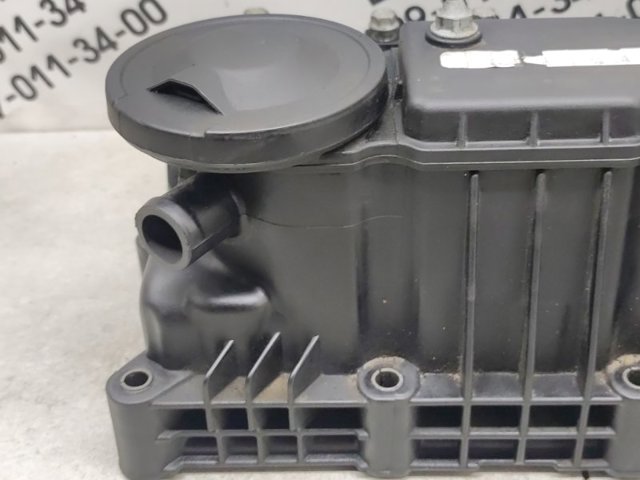 Кришка клапанна 224102F000 HYUNDAI