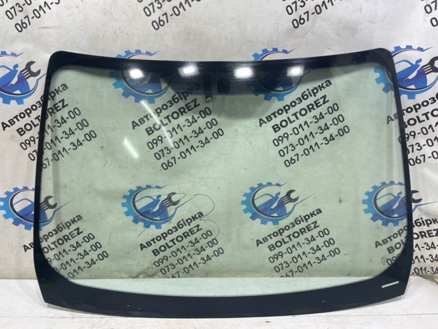 Переднє скло 2315042 FORD