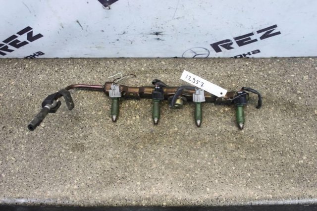Форсунка вприску палива 2325022040 TOYOTA
