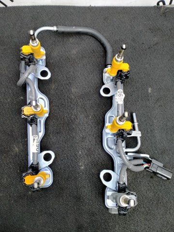 Форсунка інжектора 2325031140 TOYOTA