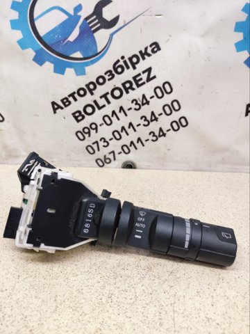 Перемикач підрульовий, правий 25260EB60A NISSAN