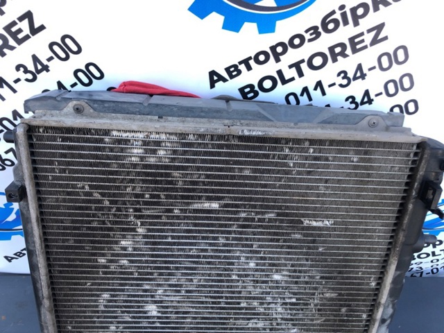 Радіатор водяний Хендай Терракан