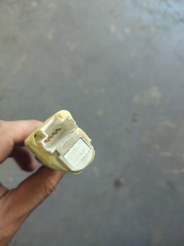 Вимикач сигналу гальмування 253206170R RENAULT