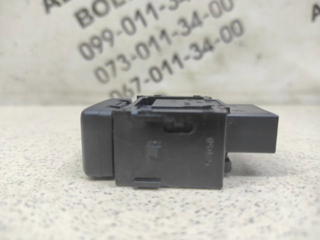 Кнопка включення омивача фар 25530AX600 NISSAN