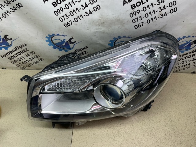 Блок фара ліва 26060BR01A NISSAN