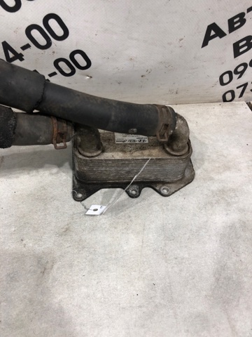 Радіатор масляний 264102F000 HYUNDAI