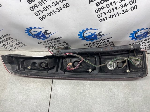 Задні ліхтарі 265508H326 NISSAN
