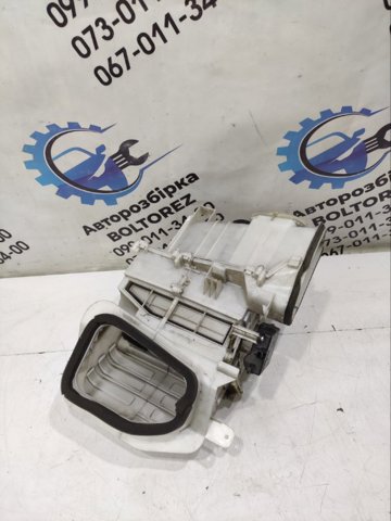 Корпус печі в зборі 272009H600 NISSAN