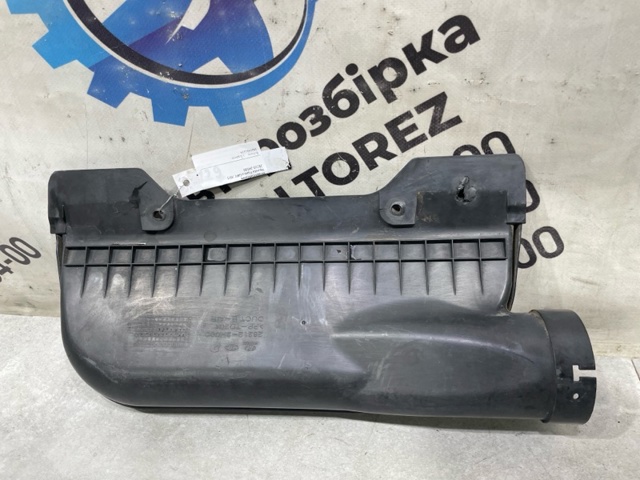 Повітроприймач 282102H500 HYUNDAI