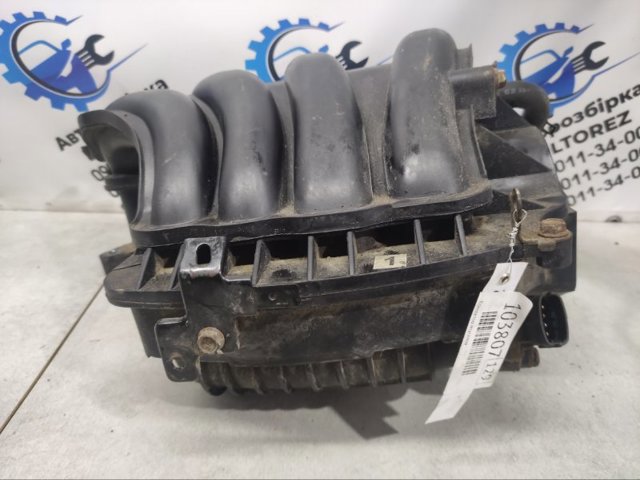 Колектор впускний 283112B000 HYUNDAI