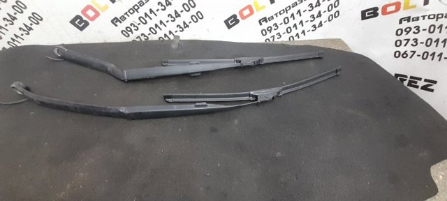Повідок склоочисника 28886CG005 NISSAN