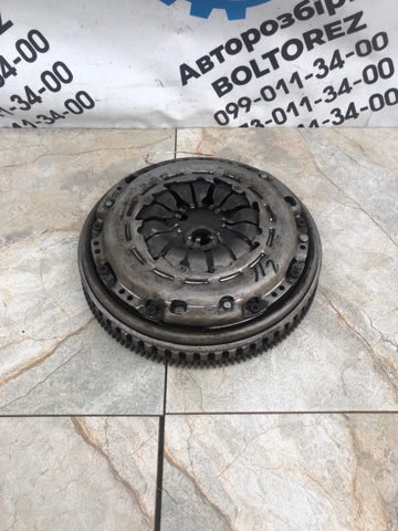 Комплект зчеплення (3 частини) 302053931R RENAULT