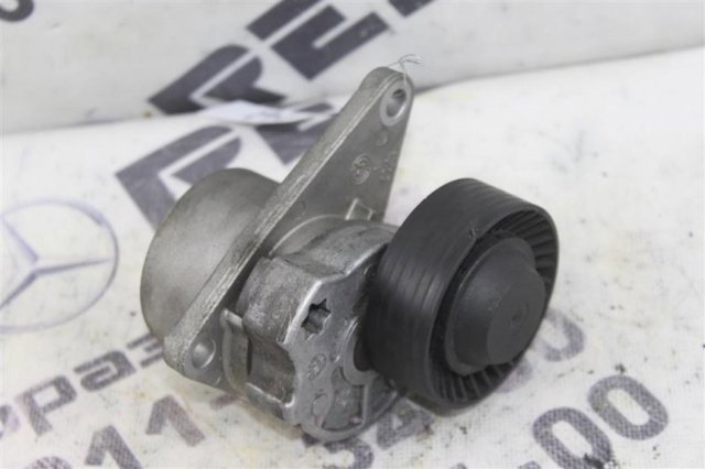 Натягувач приводного ременя 30757057 VOLVO