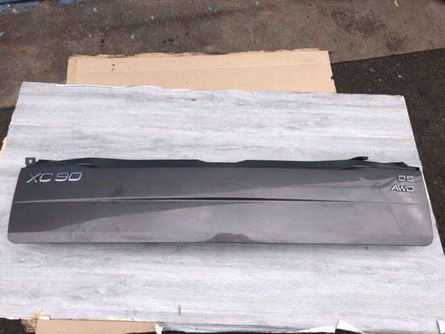 П'яті двері 30796480 VOLVO
