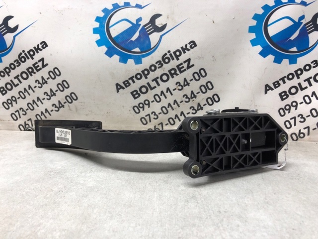 Педаль газу (акселератора) 327003E400 HYUNDAI