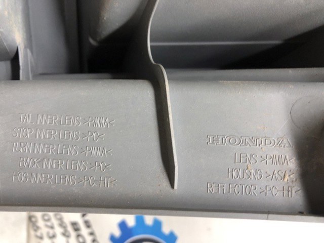 Задні ліхтарі 33501SWWE01 HONDA