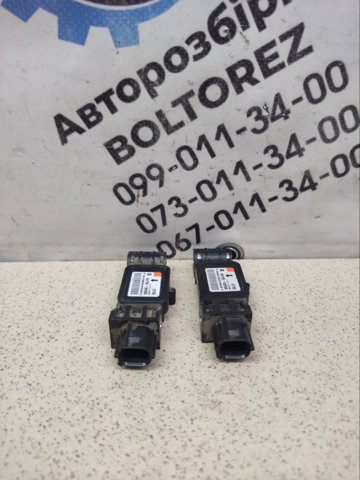 Датчик Ейрбег передній 3893065J30 SUZUKI