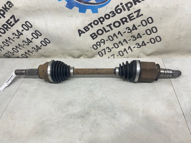 Привід правий 39100CG010 NISSAN