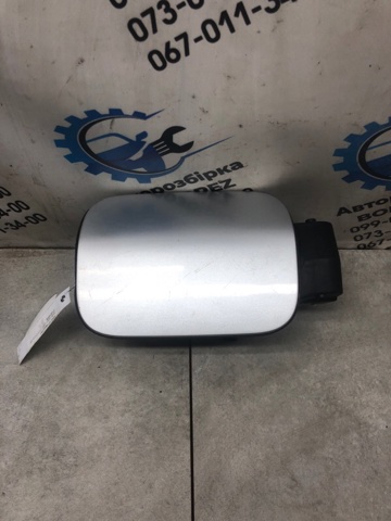 Дверцята бензобака 3T5809857B VAG