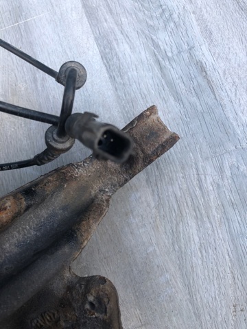 Цапфа поворотного кулака 400140080R RENAULT