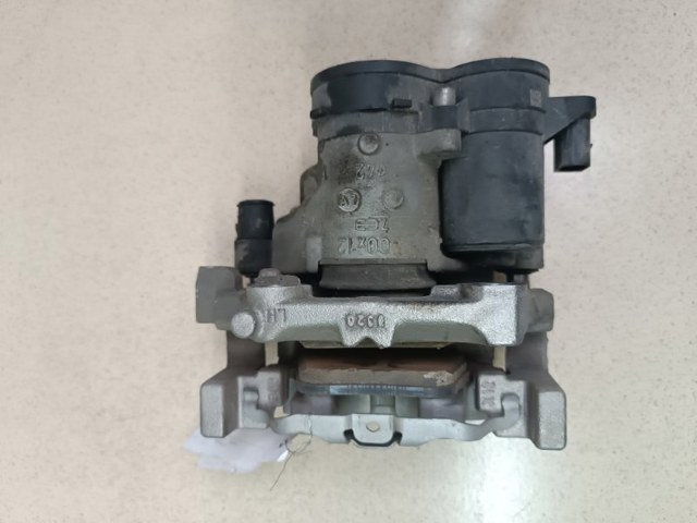 Замок двері правої передньої 4109785 FORD