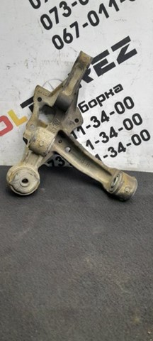 Цапфа поворотного кулака 4230406100 TOYOTA