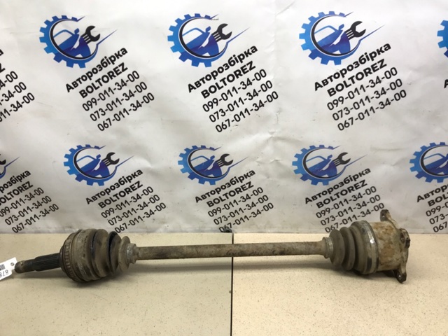 Піввісь задня, права 4233042040 TOYOTA