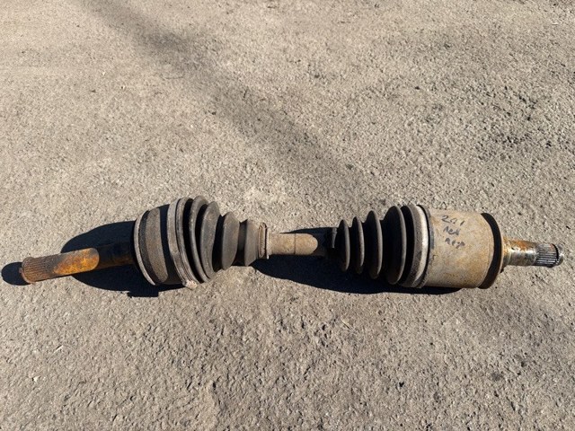 Вісь передня 4343060040 TOYOTA