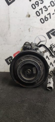 Компресор системи кондиціювання 4472204273 TOYOTA