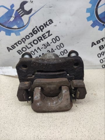 Супорт гальмівний задній правий 4783042061 TOYOTA