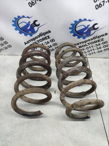 Пружини задні 4823142180 TOYOTA