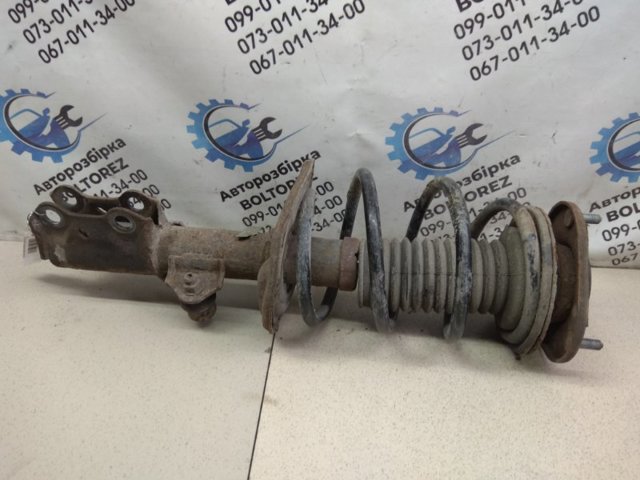 Стійка задня права 4851009R80 TOYOTA