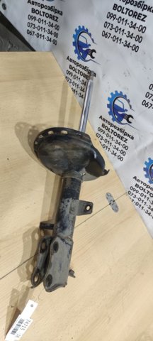Стійка задня права 4853049585 TOYOTA