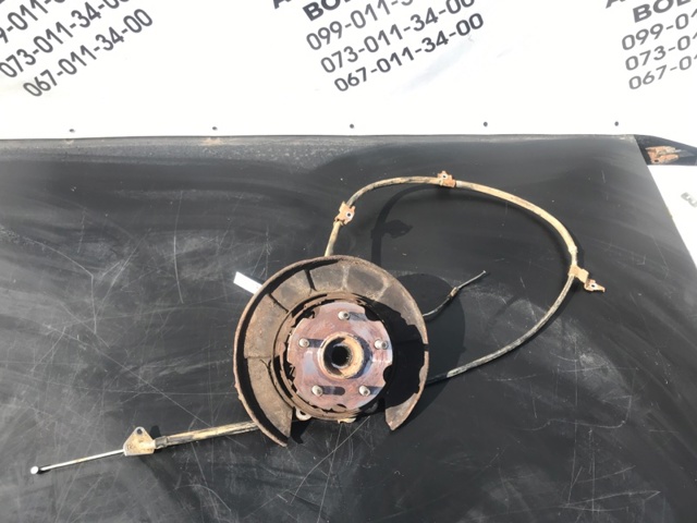 Задній стабілізатор  4881242030 TOYOTA