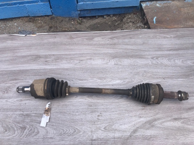 Привід передній лівий 495012L010 HYUNDAI