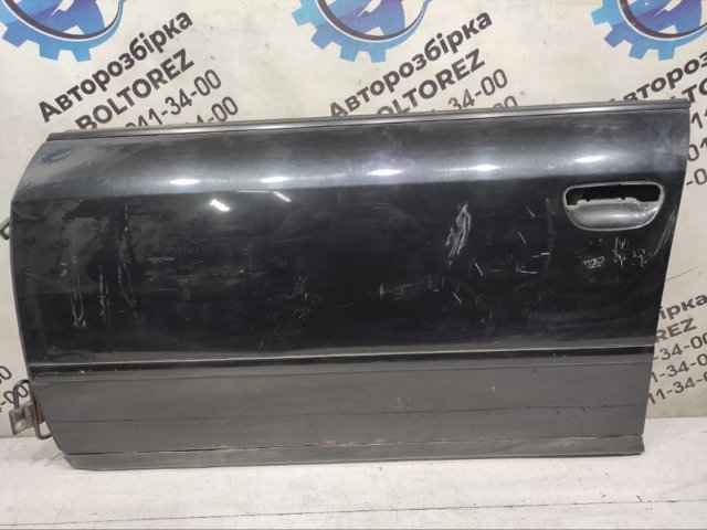Водійські двері 4B0831051 VAG