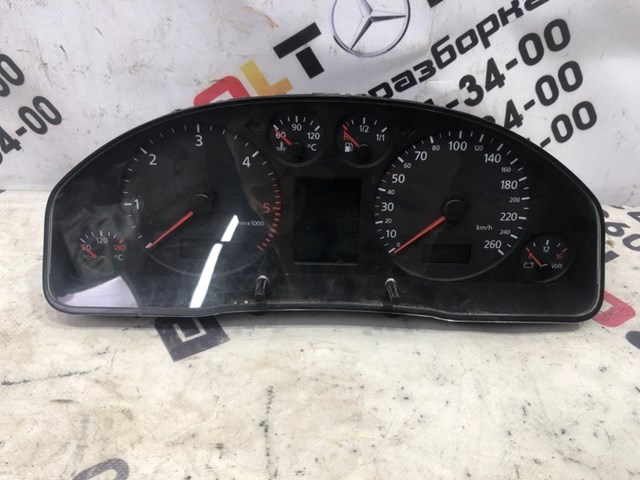 Спідометр 4B0920936 VAG