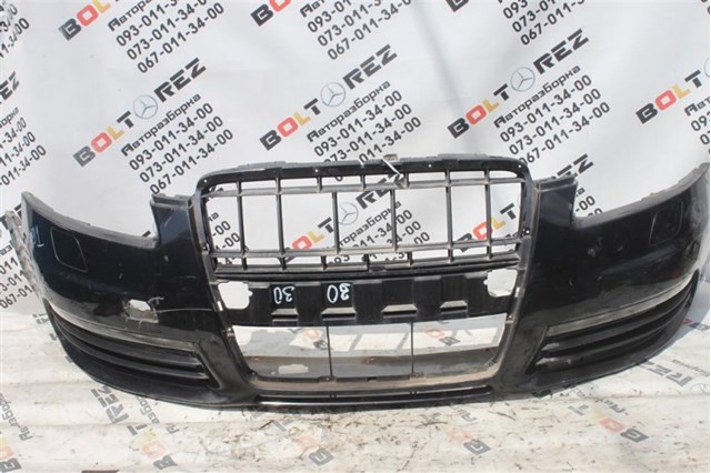 Бампер на авто 4F0807105A VAG