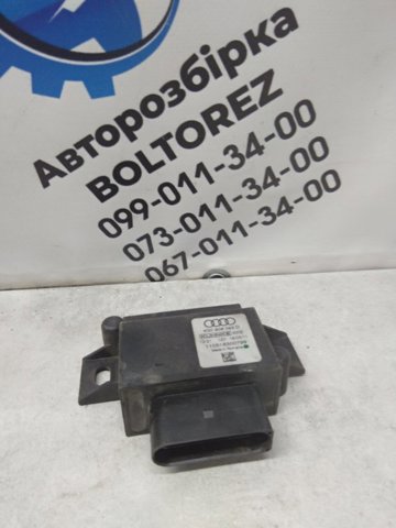 Модуль керування (ЕБУ) паливного насосу 4G0906093D VAG