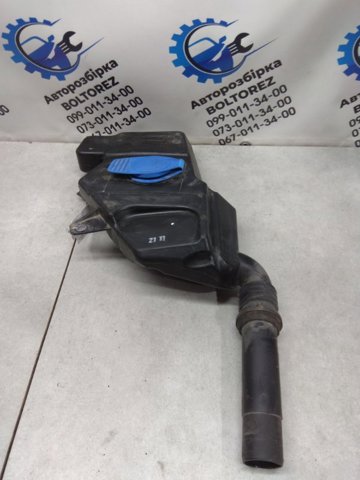 Горловина бачка омивача 4G1955462 VAG