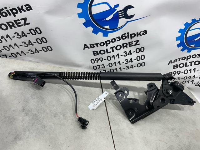 Амортизатор задньої ляди 4G8827852E VAG