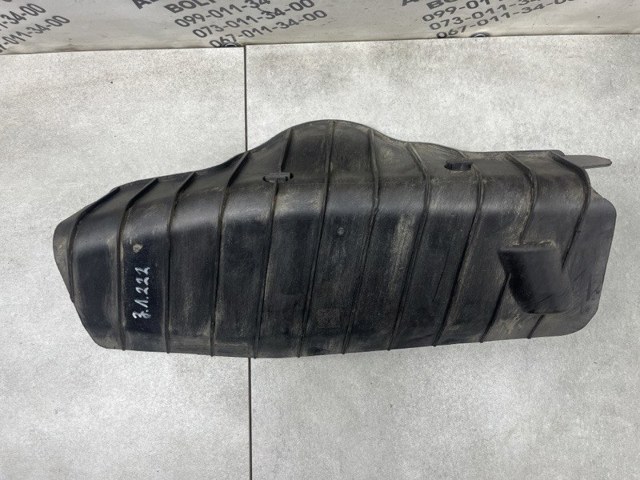 Захист заднього нижнього важеля 4M0505415B VAG