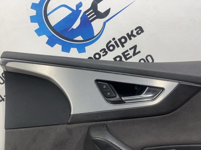 Ручка передньої двері внутрішня права 4M0868078B VAG