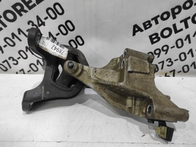 Подушка (опора) двигуна, ліва верхня 50870TL1E02 HONDA
