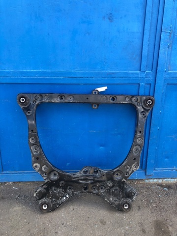 Підрамник передній 5110033170 TOYOTA