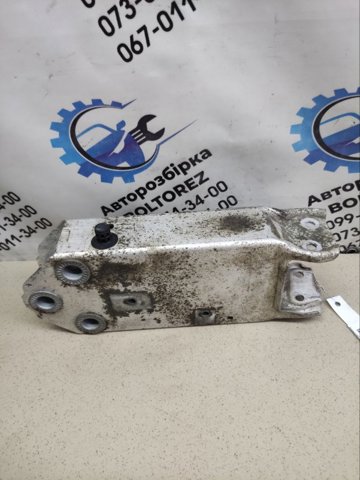 Кронштейн підсилювача переднього бампера 51117253877 BMW