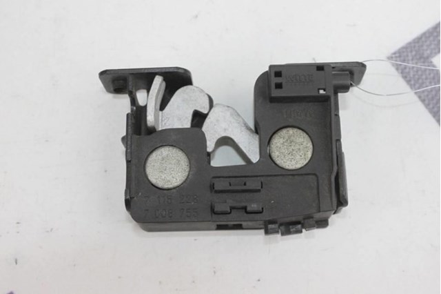 Замок кришки капота 51237115229 BMW