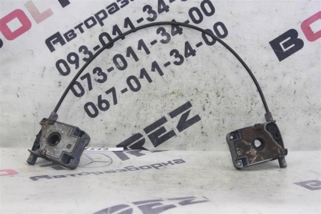 Запор капота (замок і привід замка капота) 51238203859 BMW